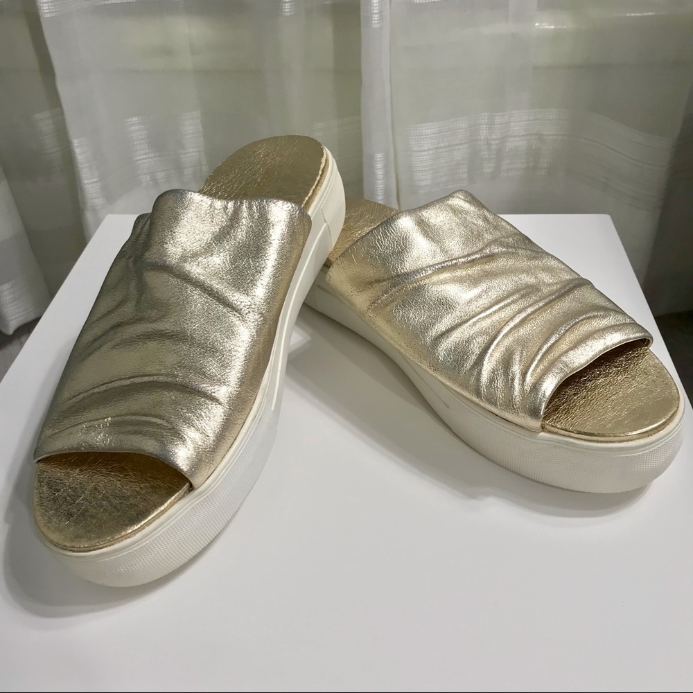 J SLIDES platform sneaker slides, size 7.5, gold